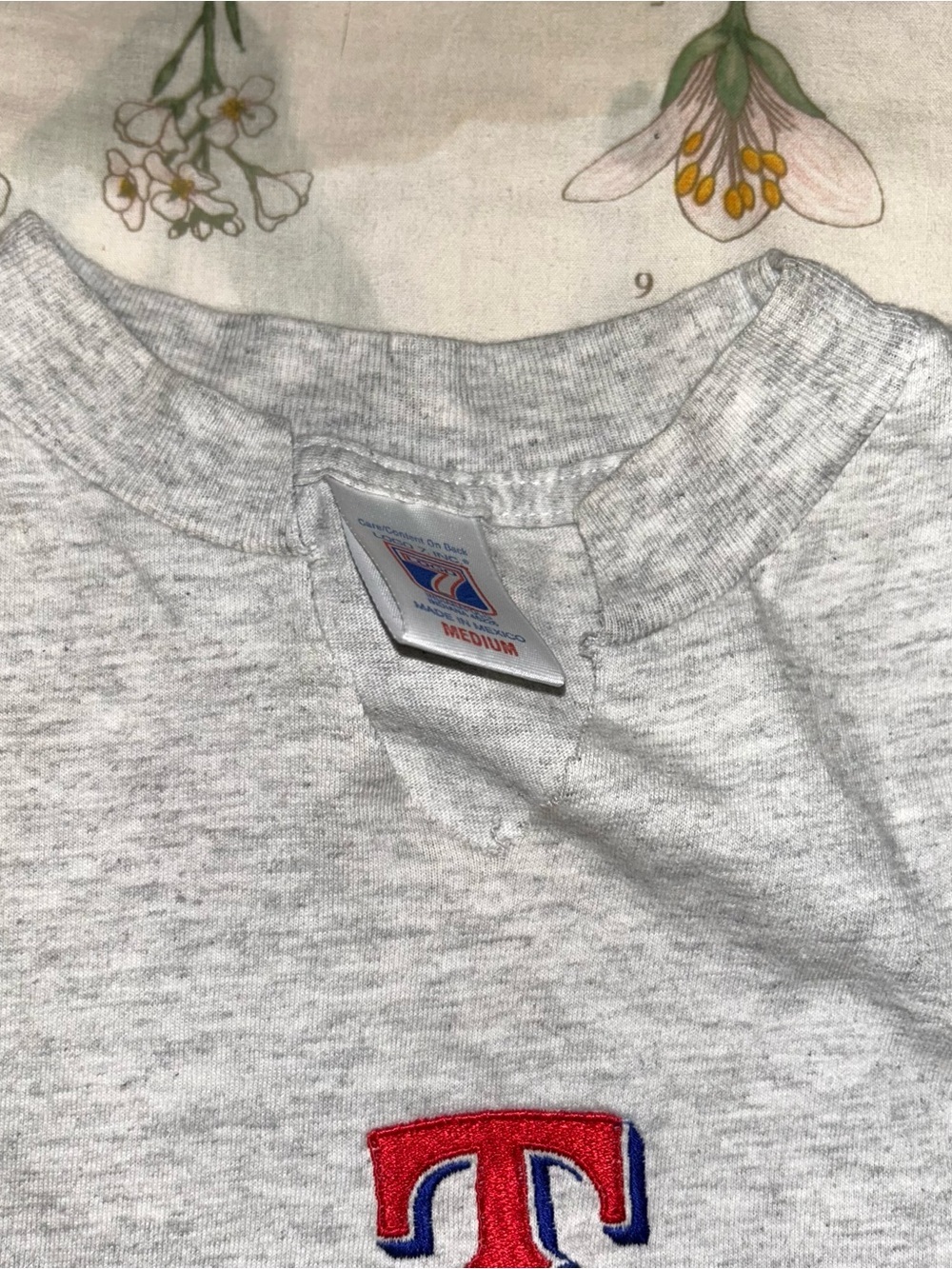 LOGO 7 Gray Tee Texas rangers shirt - Picture 4 of 4